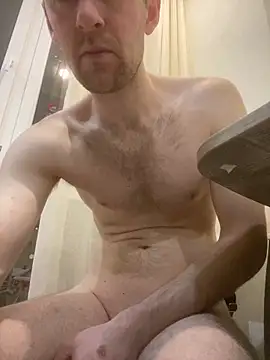 Snapshot of LynnAhNight chatting on 9, 2, 2026 LynnAhNight online show from 9, 2, 2026