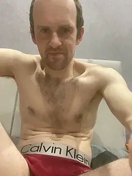 Snapshot of LynnAhNight chatting on 14, 4, 2026 LynnAhNight online show from 14, 4, 2026