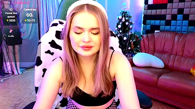 Snapshot of GoodJessi chatting on 4, 2, 2025 GoodJessi online show from 4, 2, 2025