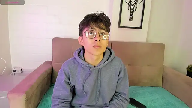 Snapshot of PepperTwink chatting on 6, 3, 2025 PepperTwink online show from 6, 3, 2025