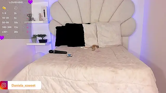 Snapshot of Danielaangelina chatting on 22, 9, 2025 Danielaangelina online show from 22, 9, 2025