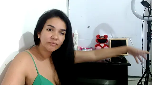 tezza smith online show from 24, 2, 2025