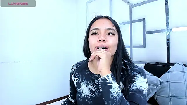 ZoeWan69 online show from 27, 2, 2026