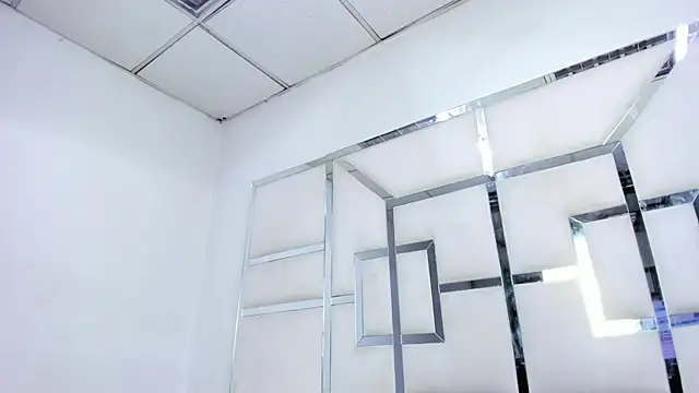 ZoeWan69 online show from 17, 3, 2026