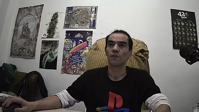 ReyDeBotones online show from 18, 4, 2026