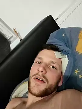 Snapshot of Cosmin224451 chatting on 3, 12, 2025 Cosmin224451 online show from 3, 12, 2025