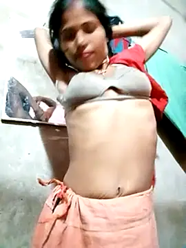 Snapshot of Miss_triha chatting on 21, 2, 2025 Miss triha online show from 21, 2, 2025