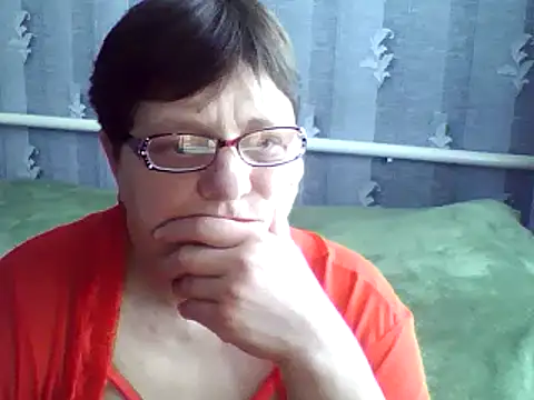 Snapshot of ElzaJewel chatting on 5, 3, 2025 ElzaJewel online show from 5, 3, 2025