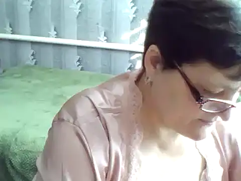 Snapshot of ElzaJewel chatting on 7, 3, 2025 ElzaJewel online show from 7, 3, 2025
