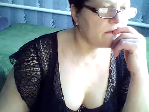 Snapshot of ElzaJewel chatting on 11, 3, 2025 ElzaJewel online show from 11, 3, 2025