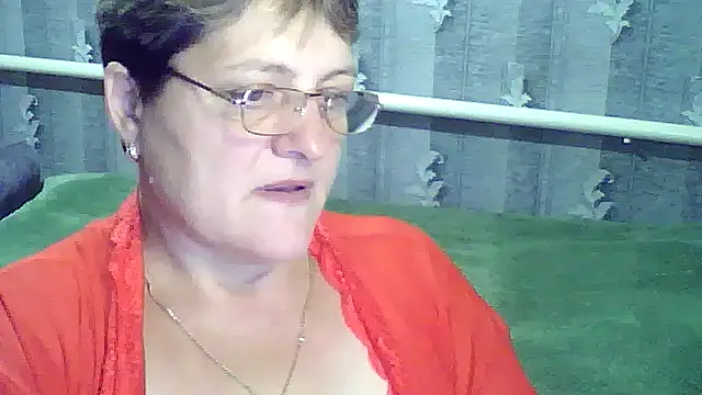 Snapshot of ElzaJewel chatting on 18, 9, 2025 ElzaJewel online show from 18, 9, 2025