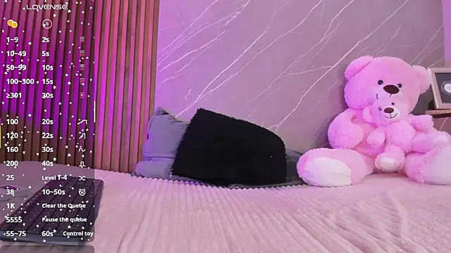 ariana jhonson1 online show from 18, 12, 2025