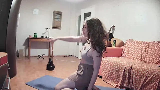 girliemilk online show from 2, 3, 2025