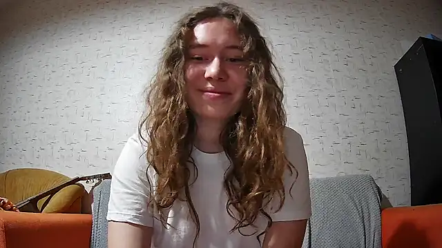 Snapshot of girliemilk chatting on 16, 9, 2025 girliemilk online show from 16, 9, 2025