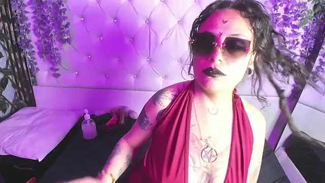 Snapshot of Fenix_Lilith chatting on 1, 8, 2026 Fenix Lilith online show from 1, 8, 2026