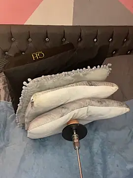 Snapshot of Nicky_gh chatting on 5, 12, 2025 Nicky gh online show from 5, 12, 2025