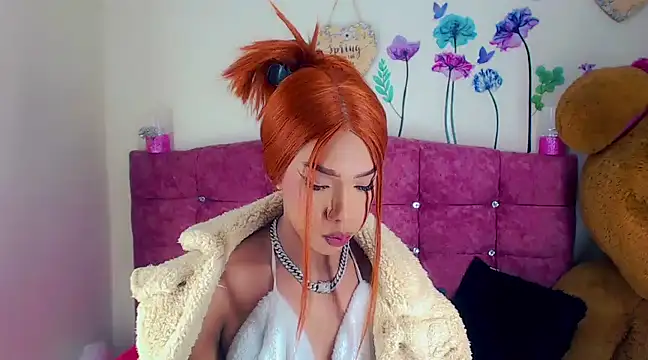 Khloe Leal online show from 14, 3, 2025