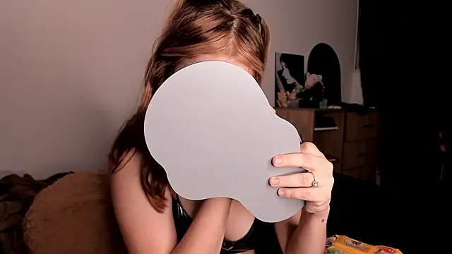 Snapshot of akirahattori chatting on 8, 2, 2026 akirahattori online show from 8, 2, 2026