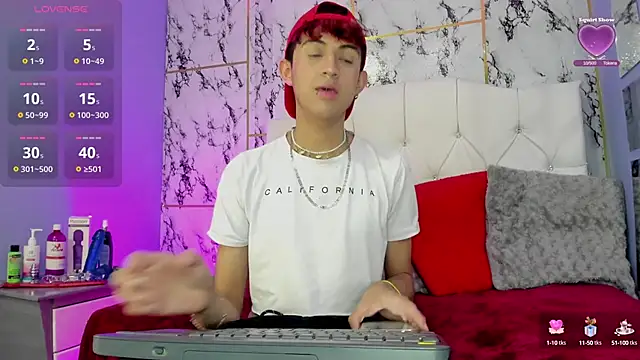 Allen Starck online show from 5, 3, 2025