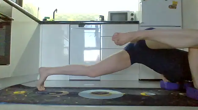 Snapshot of Katya_yoga chatting on 17, 3, 2025 Katya yoga online show from 17, 3, 2025