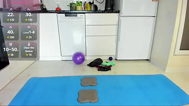 Snapshot of Katya_yoga chatting on 24, 10, 2025 Katya yoga online show from 24, 10, 2025