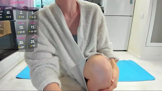 Snapshot of Katya_yoga chatting on 22, 11, 2025 Katya yoga online show from 22, 11, 2025