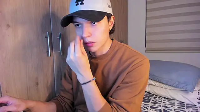 Mastrangelo xxx online show from 18, 9, 2025