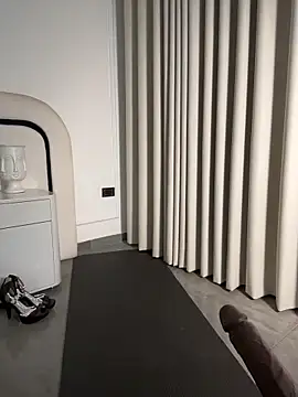 JessyCream online show from 5, 2, 2026