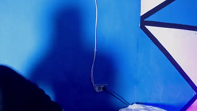 Alissemasiel online show from 5, 10, 2025