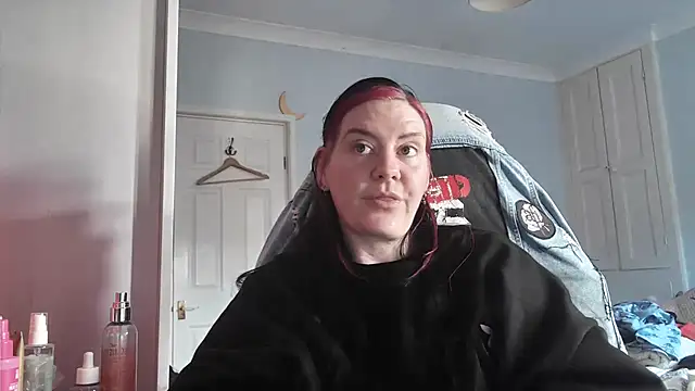 AureliaXOX online show from 28, 10, 2025