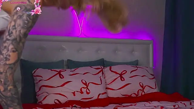 LeaCox  online show from 20, 11, 2025