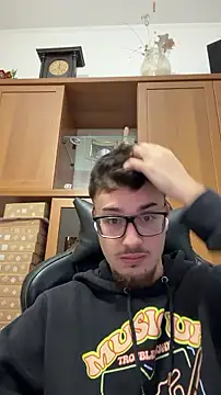 Snapshot of NaplesGuy04 chatting on 15, 1, 2026 NaplesGuy04 online show from 15, 1, 2026