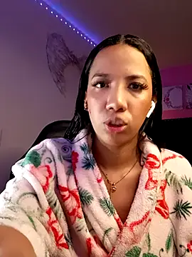 SallyWhitee online show from 12, 2, 2026