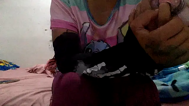 Snapshot of sharonlopez9611 chatting on 21, 10, 2025 sharonlopez9611 online show from 21, 10, 2025