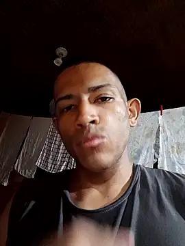 Snapshot of Mineirinho043 chatting on 3, 2, 2025 Mineirinho043 online show from 3, 2, 2025