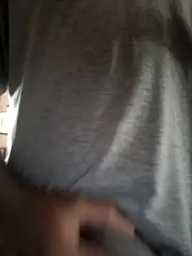 Mineirinho043 online show from 15, 12, 2025