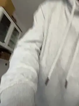 Celine Roxelle online show from 17, 12, 2025