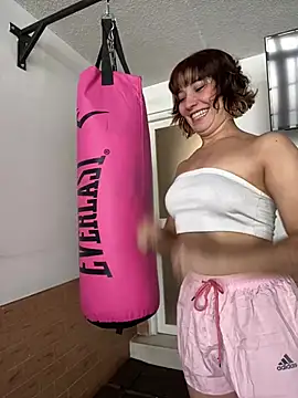Snapshot of Maggie_Geller chatting on 6, 2, 2025 Maggie Geller online show from 6, 2, 2025