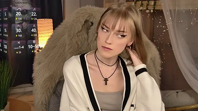 Snapshot of KiraMontoya chatting on 27, 4, 2026 KiraMontoya online show from 27, 4, 2026