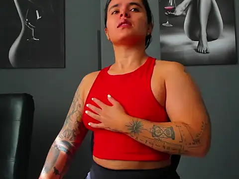 karlyjons12 online show from 4, 2, 2026