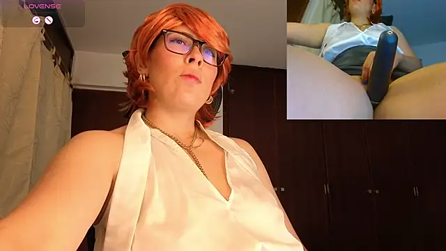 sophia dumont online show from 8, 9, 2025