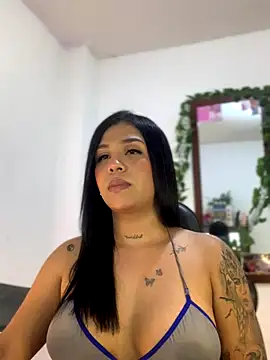 Snapshot of tinalove7 chatting on 8, 11, 2025 tinalove7 online show from 8, 11, 2025