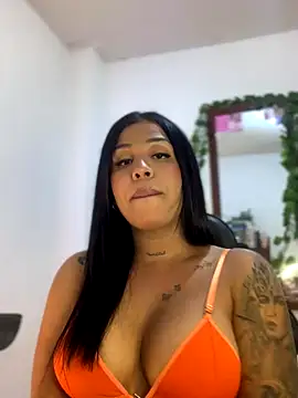 Snapshot of tinalove7 chatting on 15, 11, 2025 tinalove7 online show from 15, 11, 2025