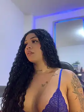 Snapshot of tinalove7 chatting on 14, 12, 2025 tinalove7 online show from 14, 12, 2025