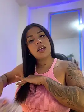 Snapshot of tinalove7 chatting on 21, 12, 2025 tinalove7 online show from 21, 12, 2025