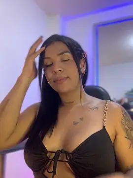 Snapshot of tinalove7 chatting on 1, 3, 2026 tinalove7 online show from 1, 3, 2026