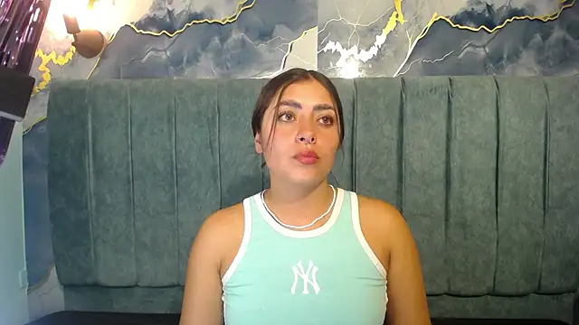 Snapshot of Emmaa_dia chatting on 22, 10, 2025 Emmaa dia online show from 22, 10, 2025