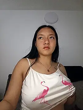 Snapshot of CuteHarper chatting on 11, 10, 2025 CuteHarper online show from 11, 10, 2025