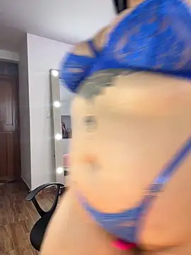 Snapshot of Madissonlove_1 chatting on 19, 10, 2025 Madissonlove 1 online show from 19, 10, 2025