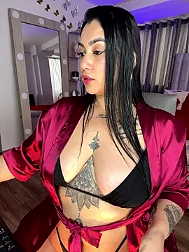 Snapshot of Madissonlove_1 chatting on 14, 1, 2026 Madissonlove 1 online show from 14, 1, 2026